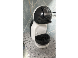 Macchinetta per il caffè DeLonghi Dolce Gusto