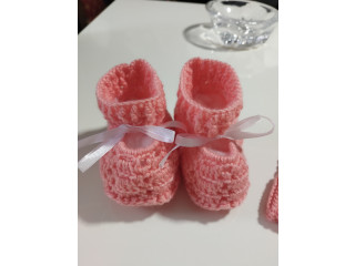 Cappellino con scarpette