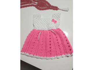 Vestitino all'uncinetto
