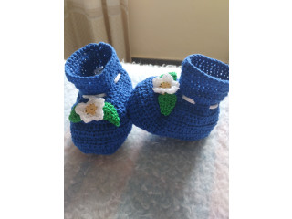 Scarpette all'uncinetto