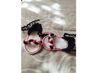 Sandaletti all'uncinetto