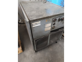 Vendo 2 compressori Atlas Cocpo GA22,